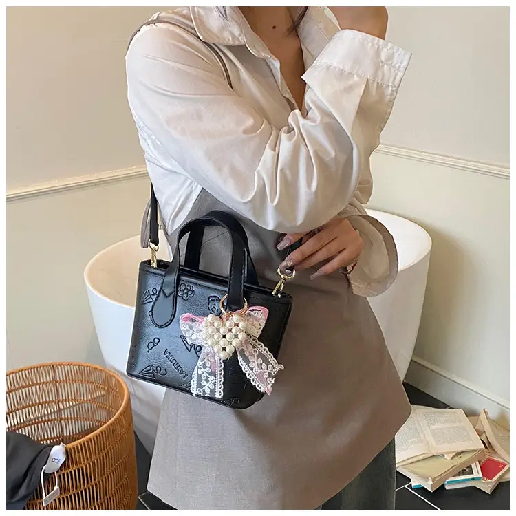 Pink Butterfly Crossbody Bag 2026 Spring Summer New Korean Fashion — feature 16