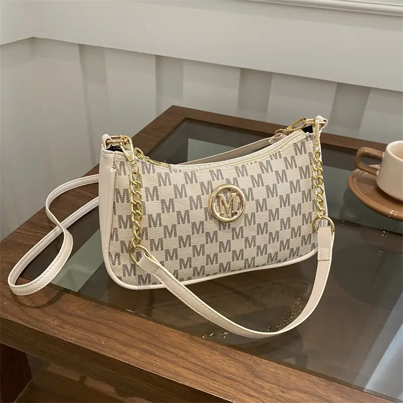 Women Printed Shoulder Bag with Chain Strap — feature 15