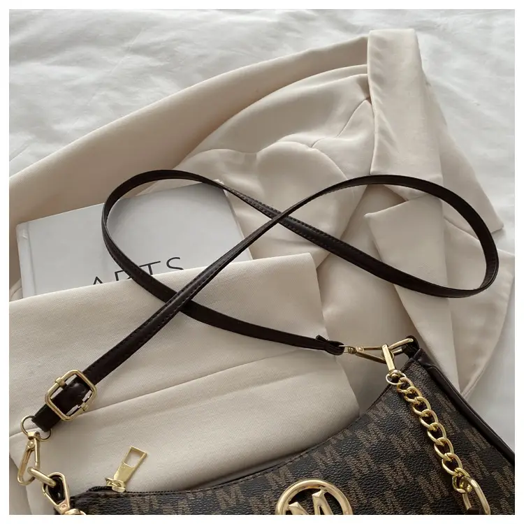 Women Printed Shoulder Bag with Chain Strap — feature 7