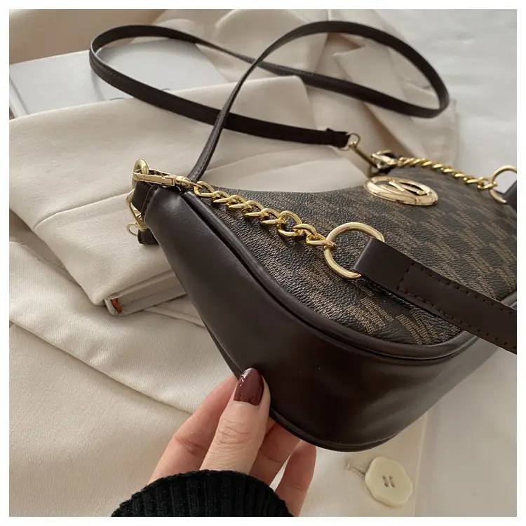 Women Printed Shoulder Bag with Chain Strap — feature 8