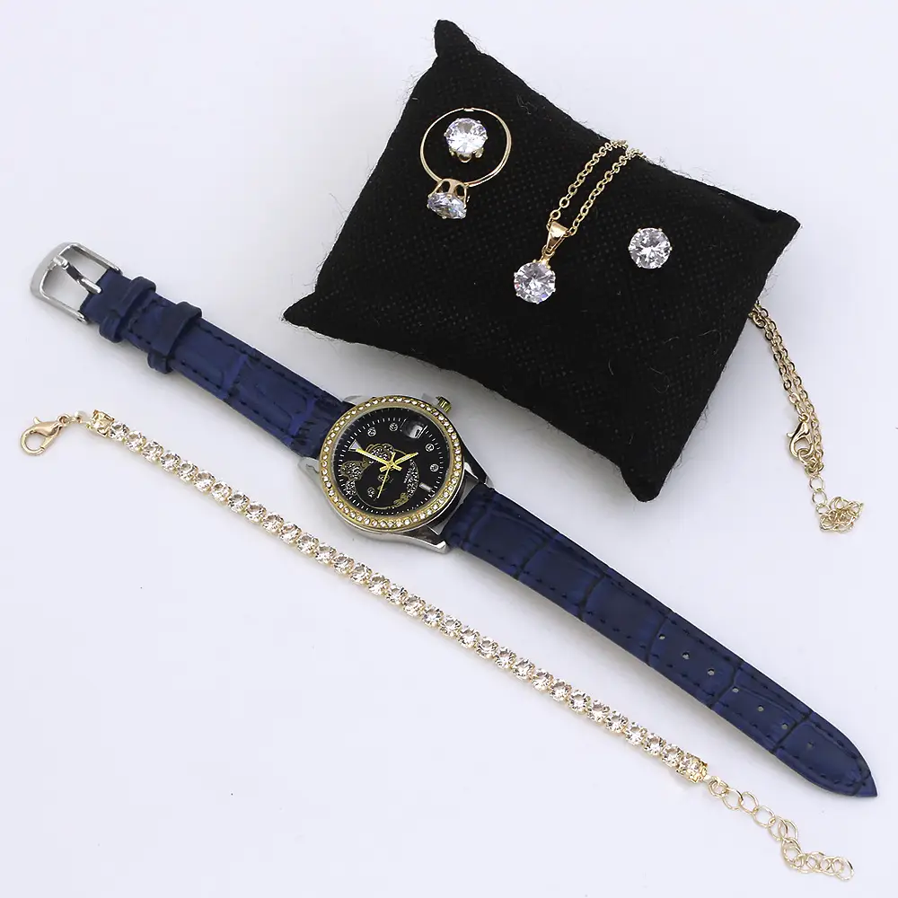 Women's Quartz Watch with Green Strap & Diamond Accessories — feature 14
