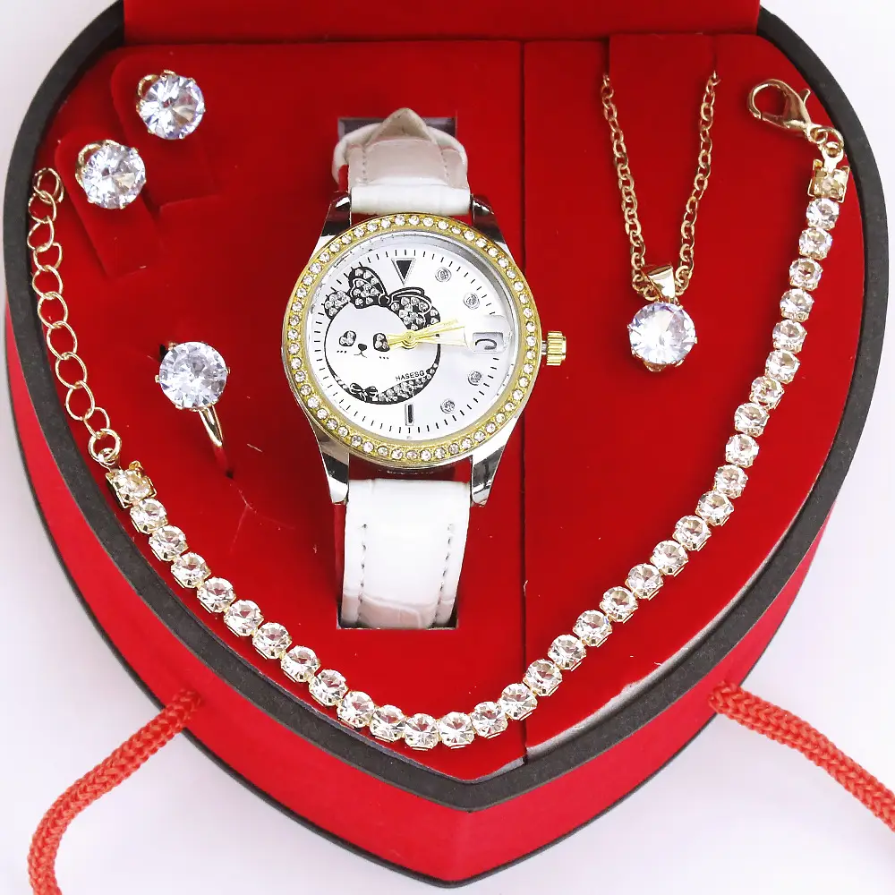 Women's Quartz Watch with Green Strap & Diamond Accessories - Image 6