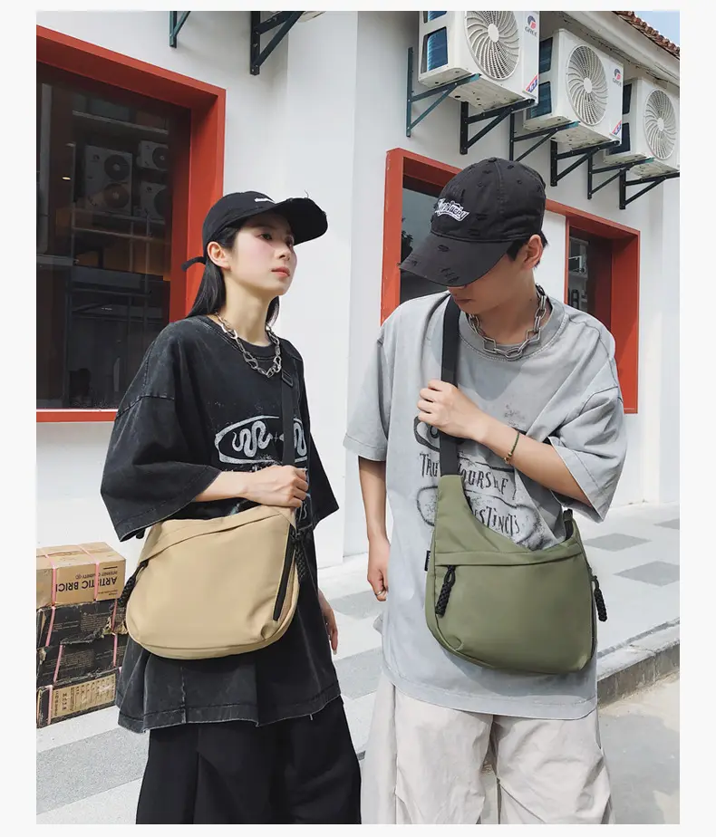 Large Capacity Casual Couple Tote Bag Neutral Crossbody Bag — feature 10