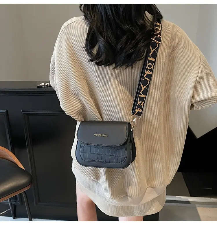 2025 Summer Fashionable Shoulder Bags Pure Color — feature 18