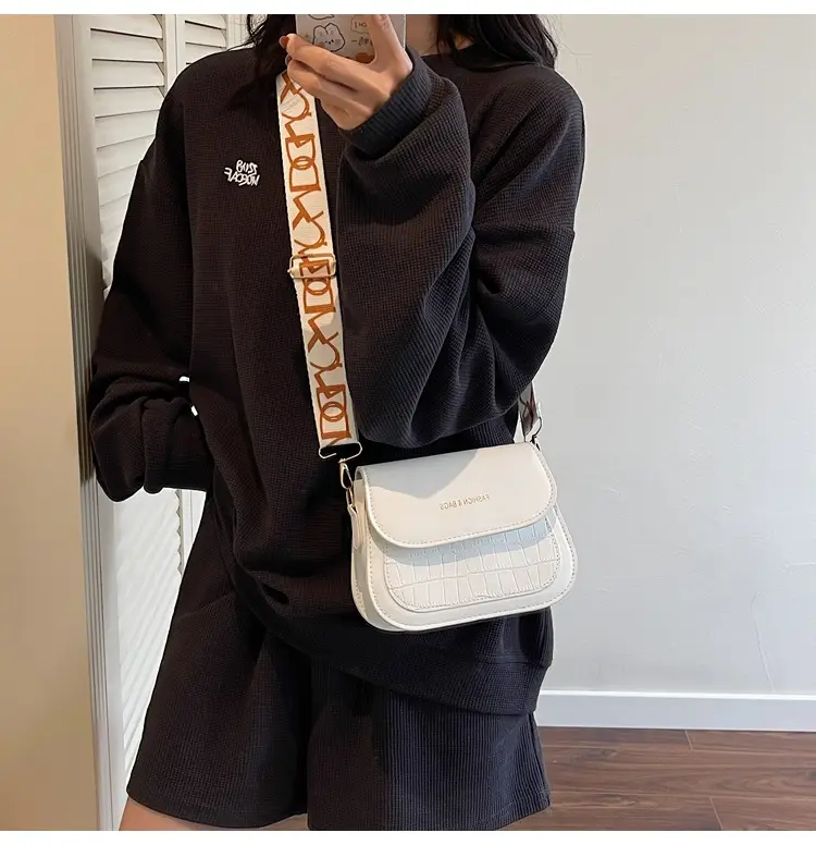 2025 Summer Fashionable Shoulder Bags Pure Color — feature 9