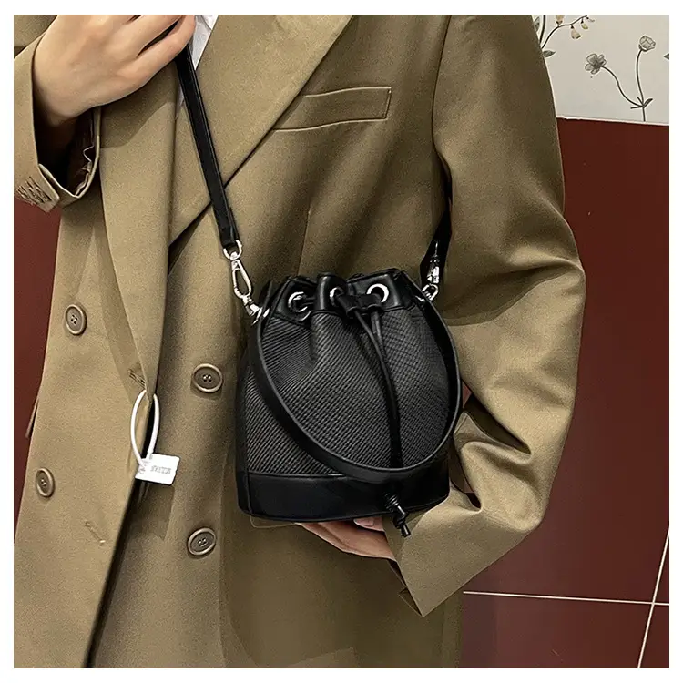 White Retro Bucket Bag for Women Shoulder Carry — feature 21