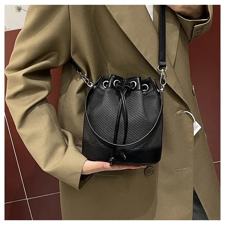 White Retro Bucket Bag for Women Shoulder Carry — feature 23