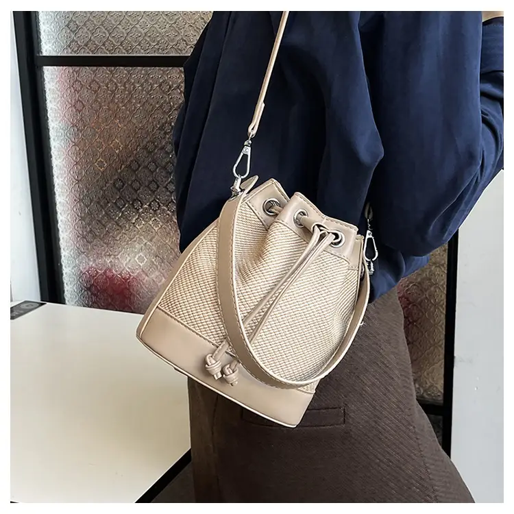 White Retro Bucket Bag for Women Shoulder Carry — feature 29