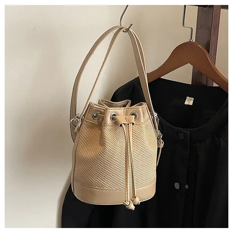 White Retro Bucket Bag for Women Shoulder Carry — feature 38