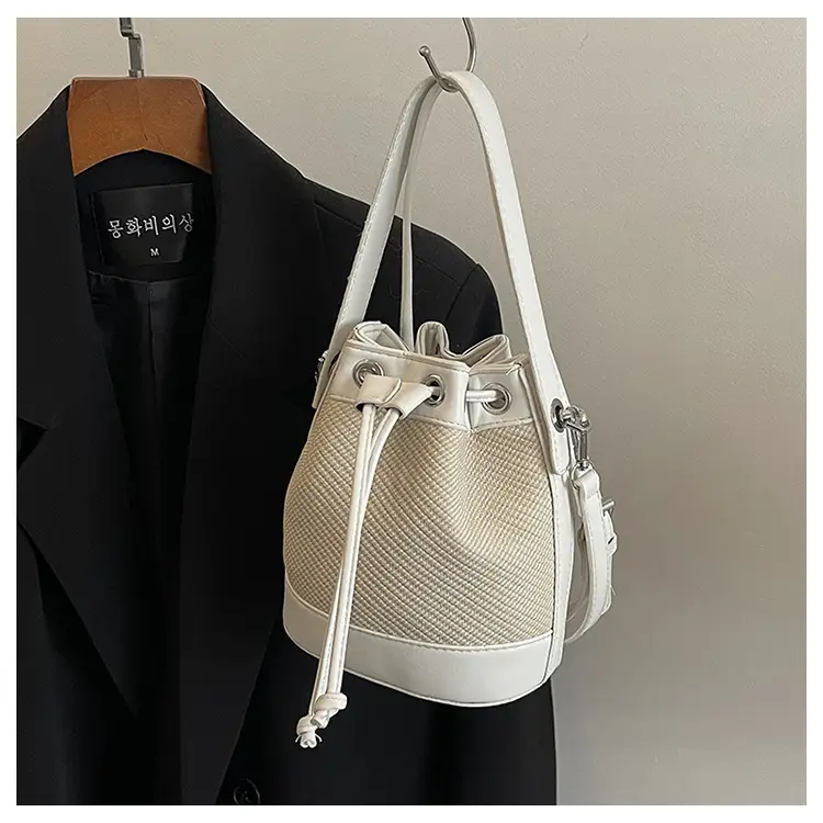 White Retro Bucket Bag for Women Shoulder Carry — feature 39