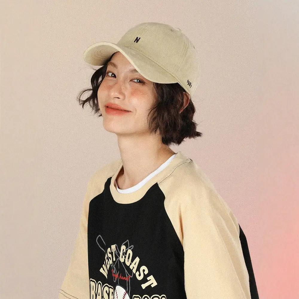 Women Burgundy Baseball Cap with Sunshade & Face-Slimming Design - Image 12