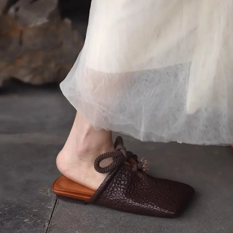 2026 New Style Square-Toe Retro Chinese-Style Mules for Women, Suitable for Summer Outdoor Wear, 2025 New Square-Toe Slip-On Half Mules