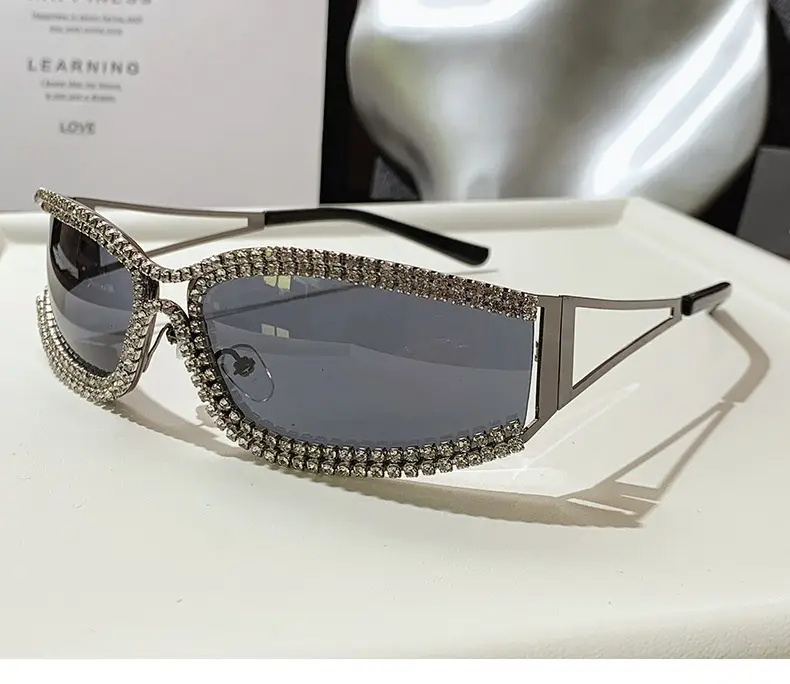Diamond Encrusted Women Sunglasses High End Street Photography — feature 12