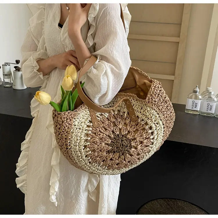 Cross-Border Straw Bag with Floral Cut Out Design — feature 17