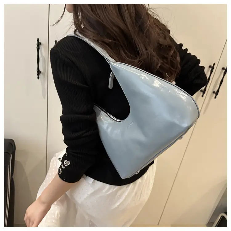 White Textured Shoulder Bag for Women 2025 — feature 13