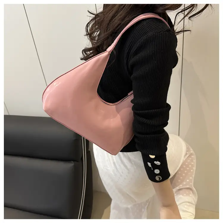 White Textured Shoulder Bag for Women 2025 — feature 15