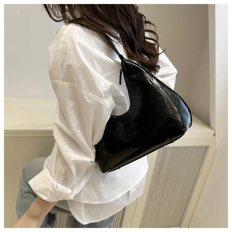 White Textured Shoulder Bag for Women 2025 — feature 20