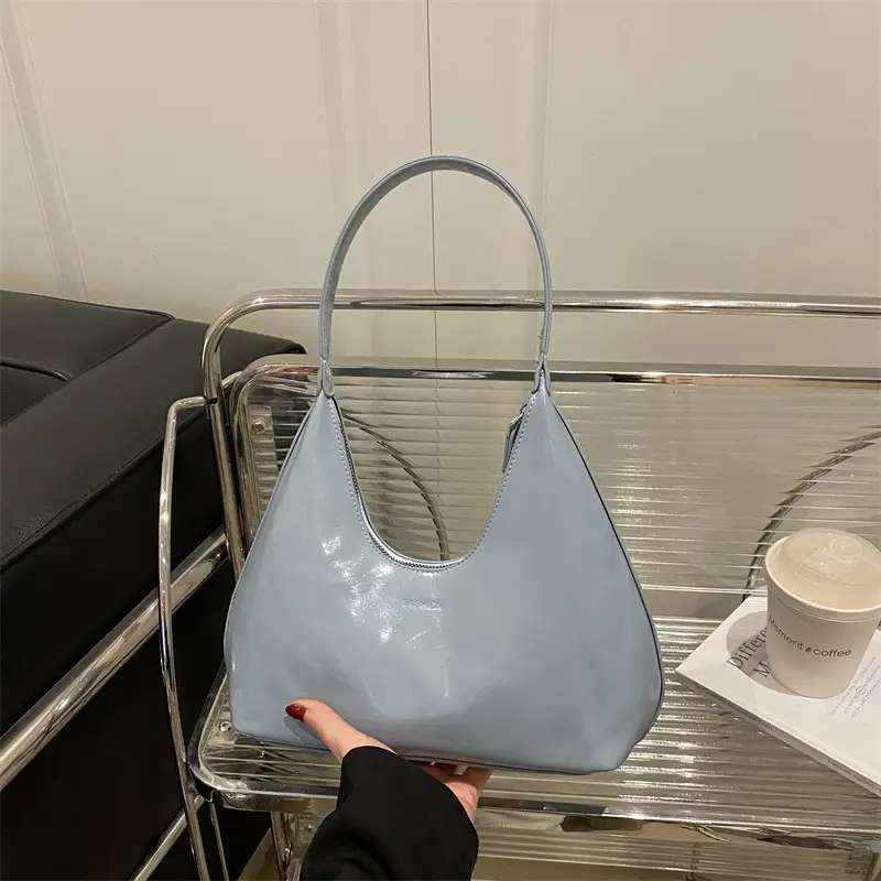White Textured Shoulder Bag for Women 2025 - Image 4