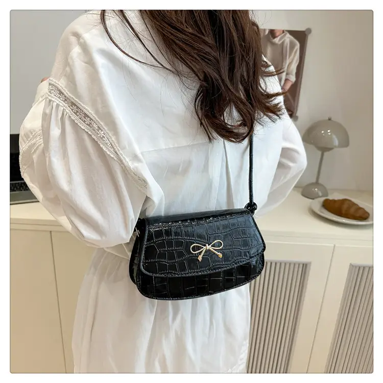 Red Croc Bow Crossbody Bag for Women — feature 22