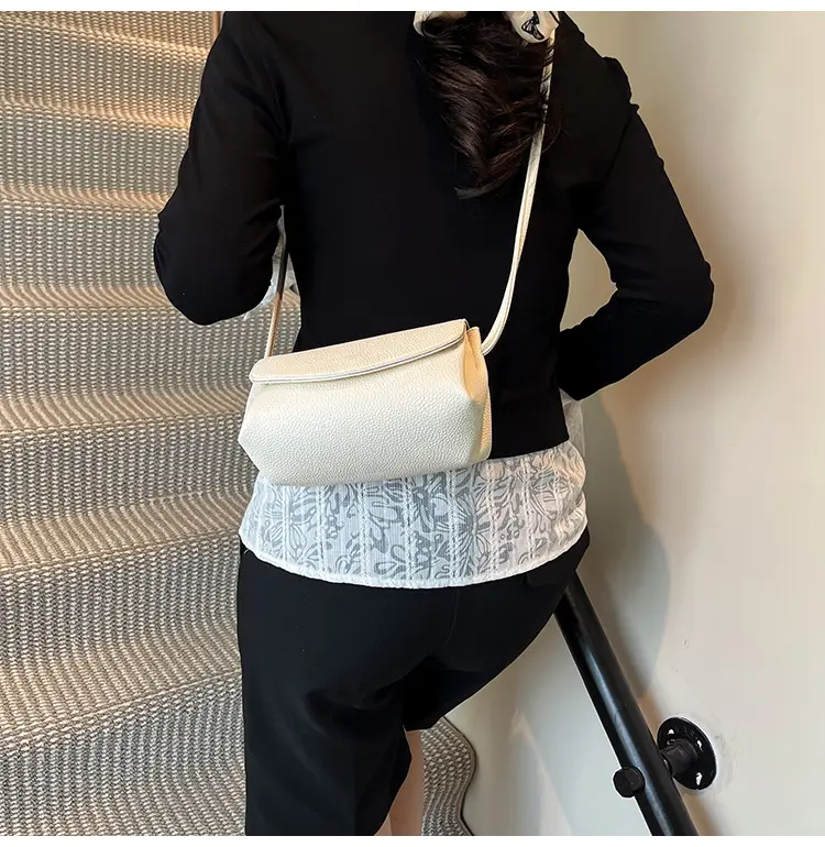 Black Leather Square Phone Bag for Women 2026 — feature 16