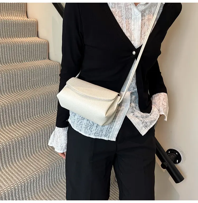 Black Leather Square Phone Bag for Women 2026 — feature 17