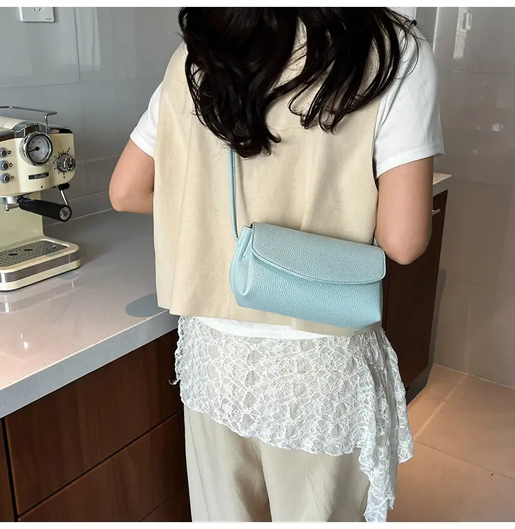 Black Leather Square Phone Bag for Women 2026 — feature 19