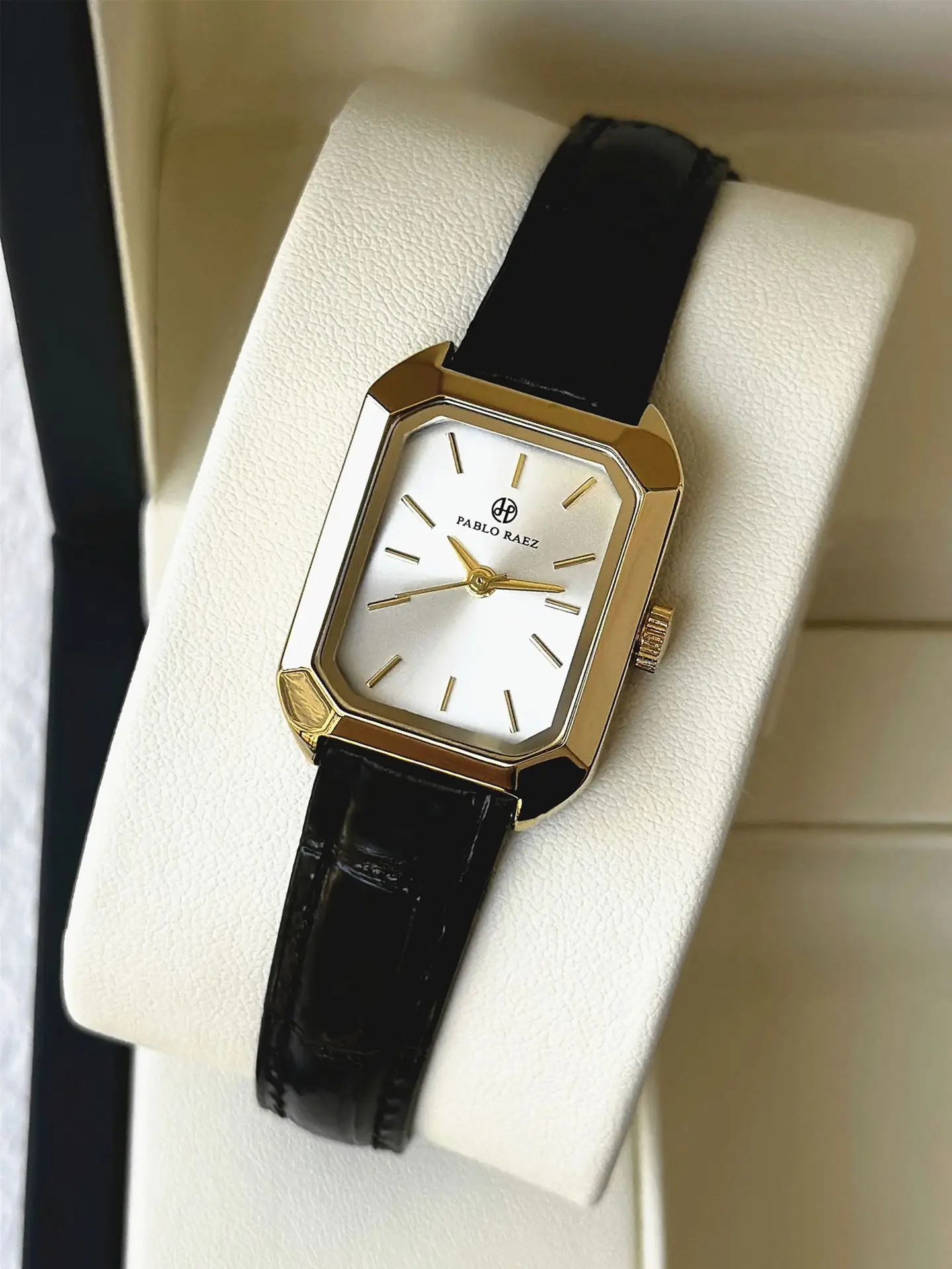 Women's Square Gold Watch Black Leather Belt — feature 14