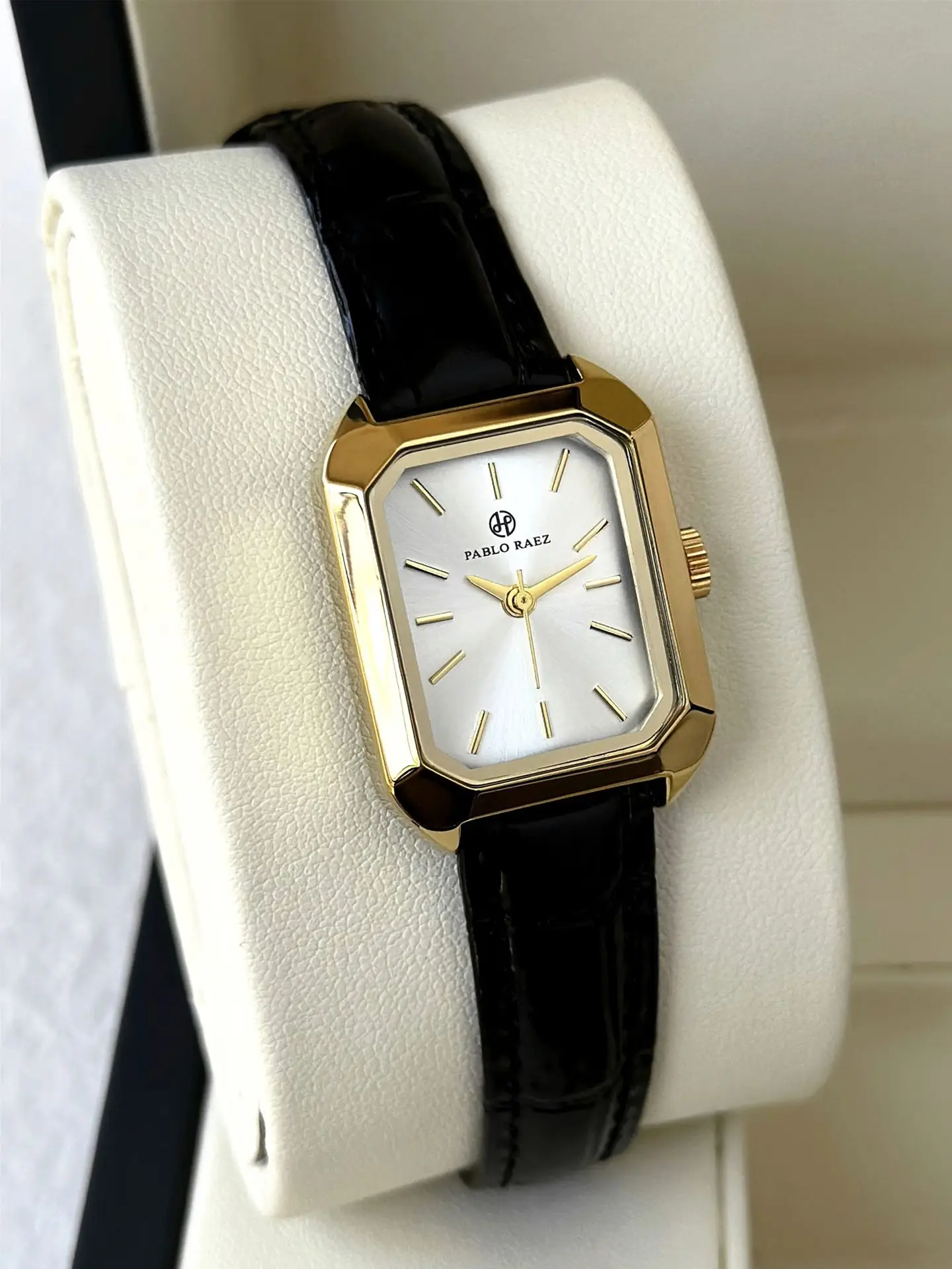 Women's Square Gold Watch Black Leather Belt — feature 15