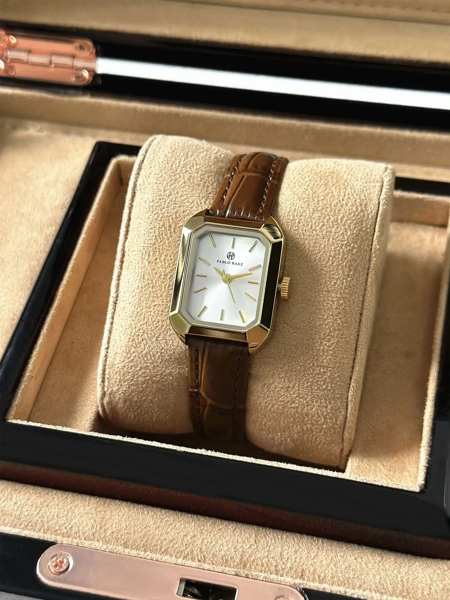 Women's Square Gold Watch Black Leather Belt — feature 23