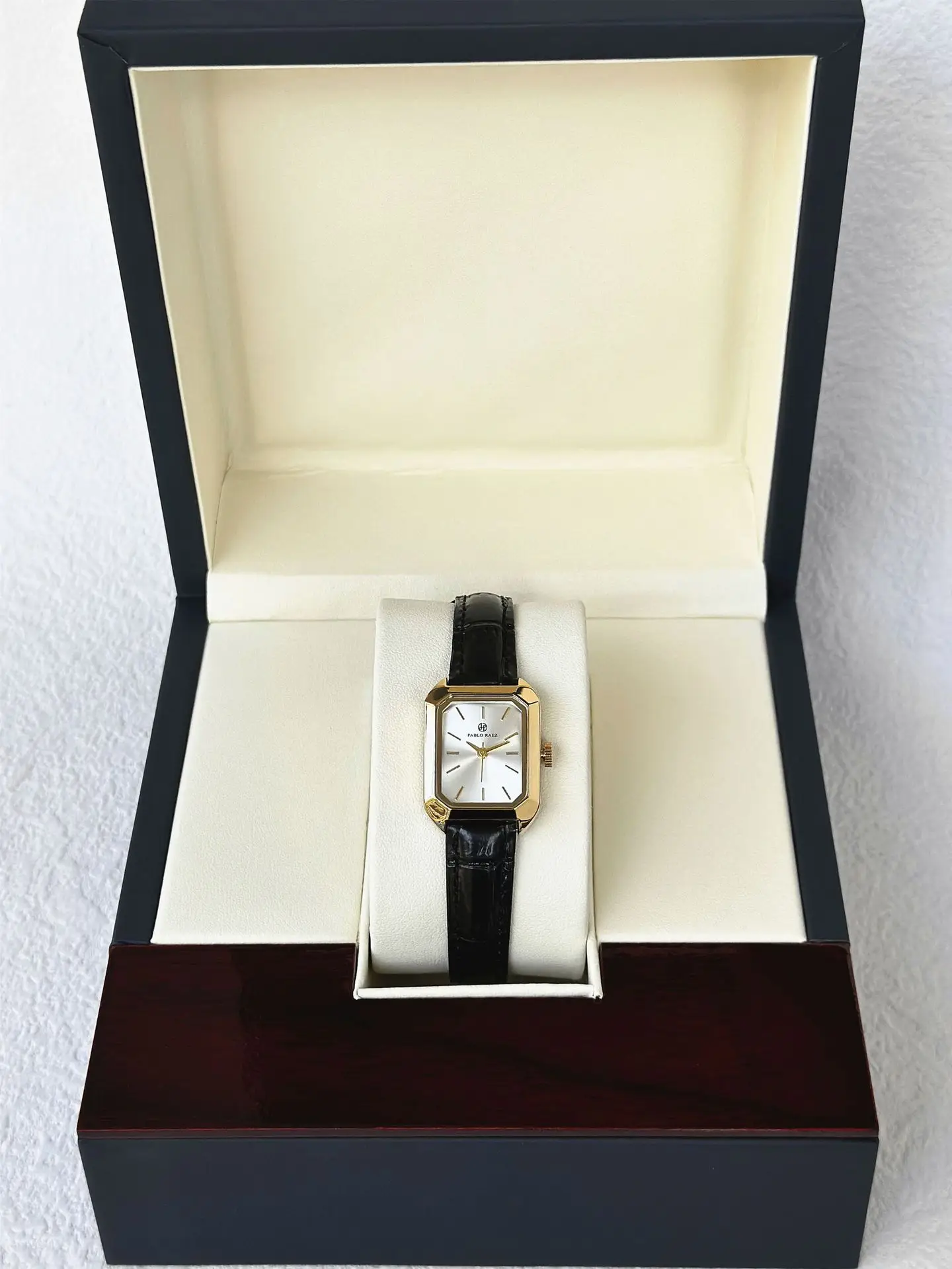 Women's Square Gold Watch Black Leather Belt — feature 4