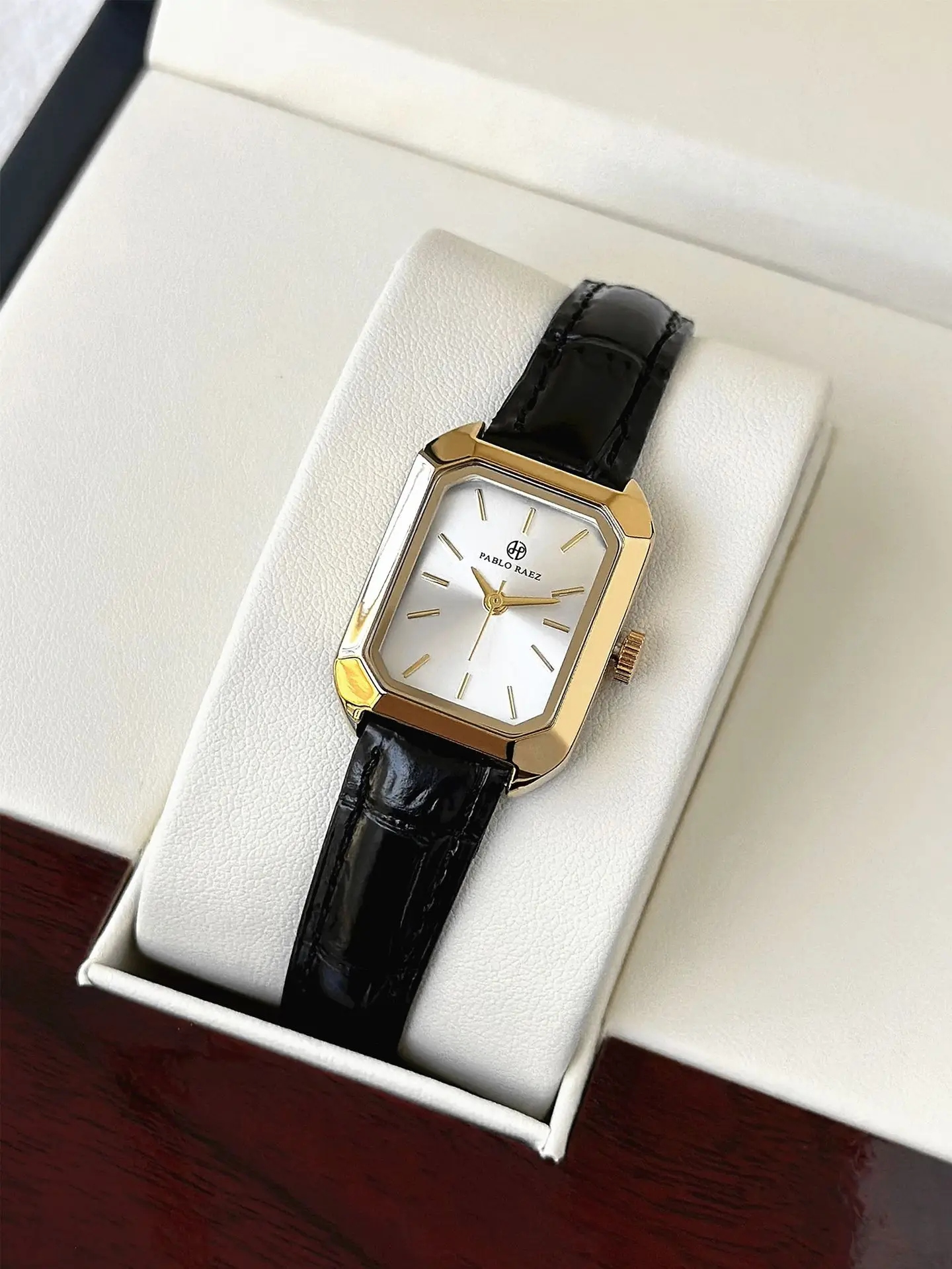 Women's Square Gold Watch Black Leather Belt — feature 6