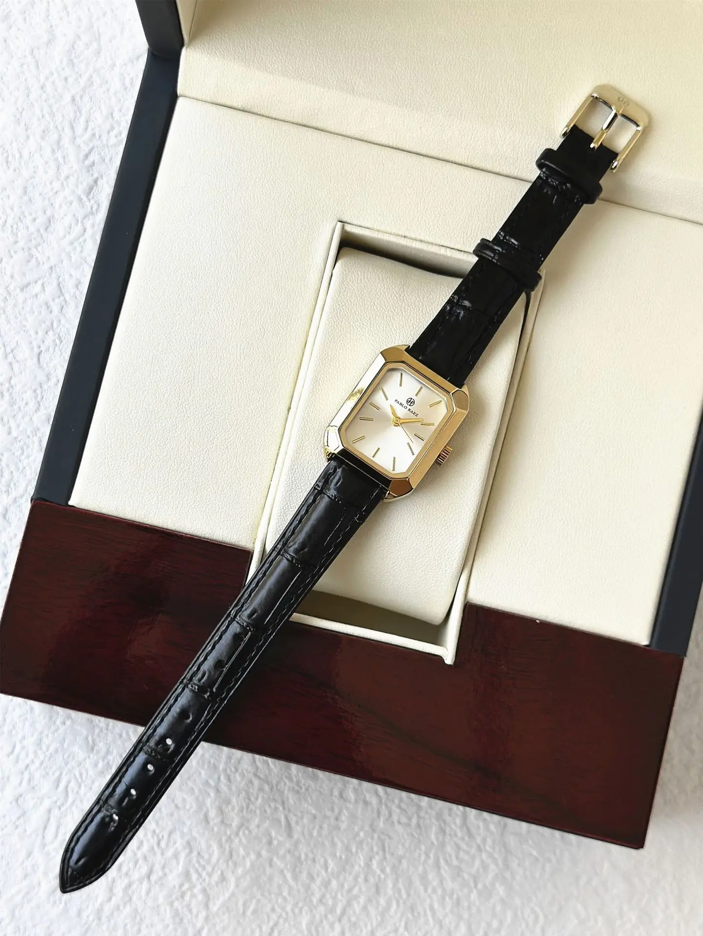 Women's Square Gold Watch Black Leather Belt — feature 7