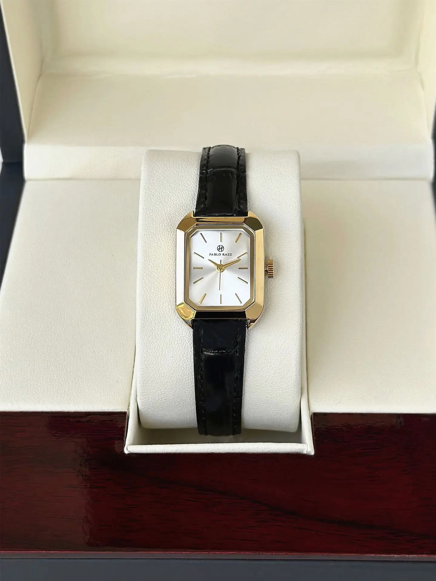 Women's Square Gold Watch Black Leather Belt — feature 9