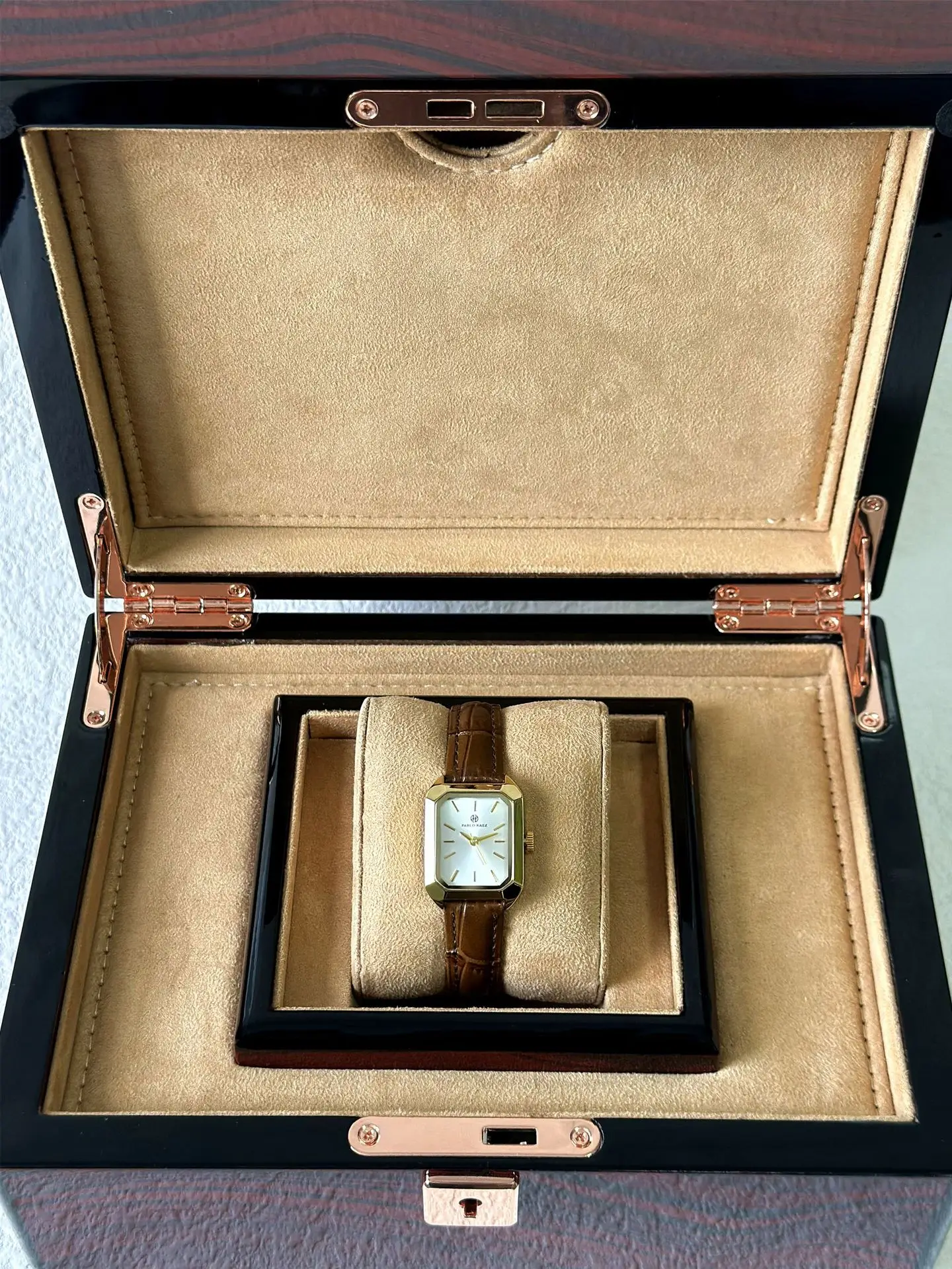 Women's Square Green Watch with Gold Strap — feature 10