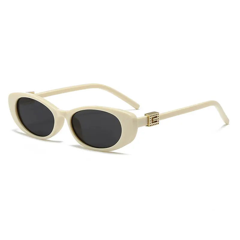 Small Face Retro Cat-Eye Sunglasses for Women - Image 3