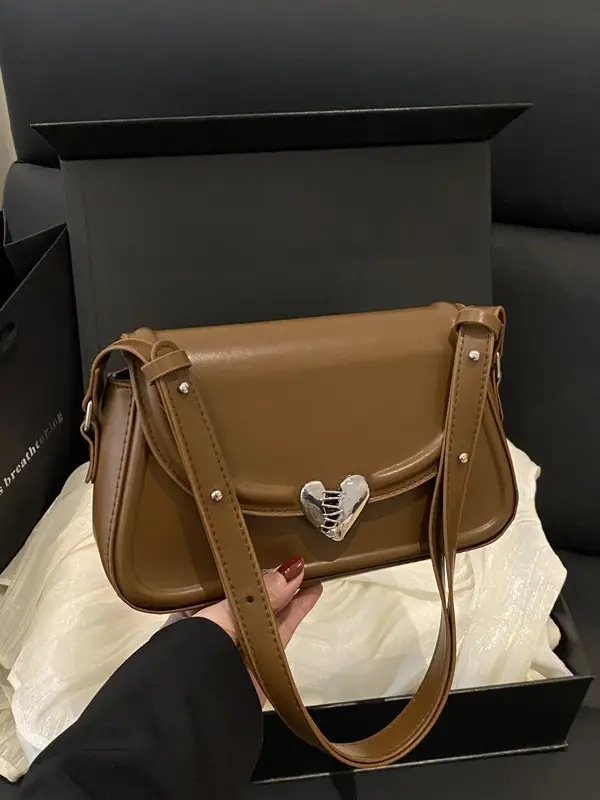 New Women's Beige Magnetic Buckle Shoulder Bag - Image 10