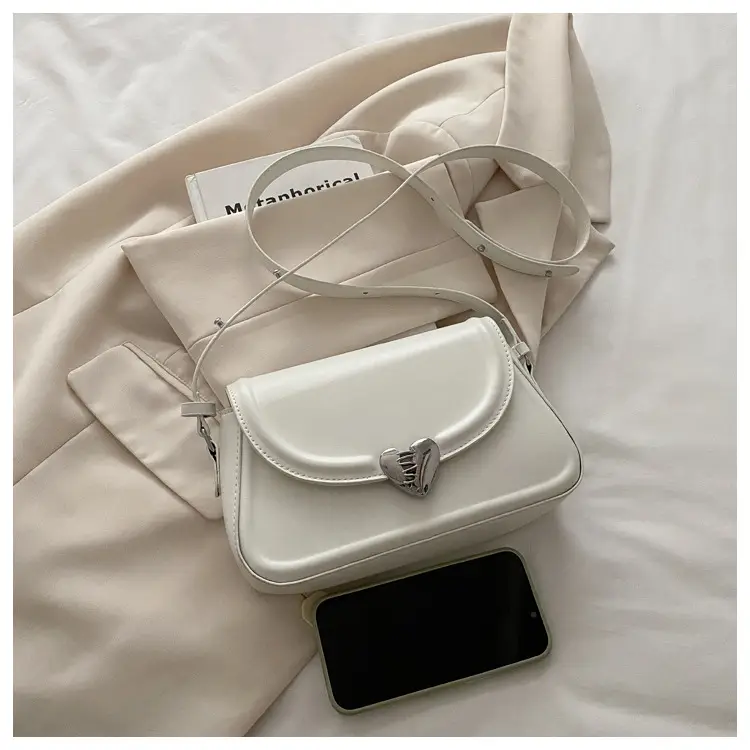 New Women's Beige Magnetic Buckle Shoulder Bag — feature 12