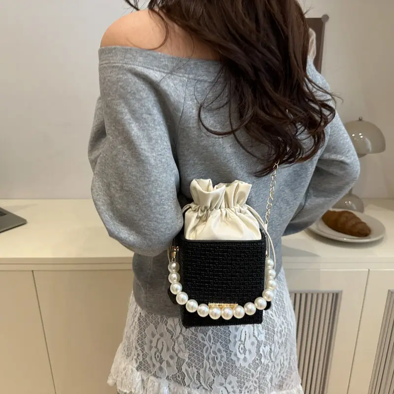 Luxury French Pearl Chain Satchel Bag for Women