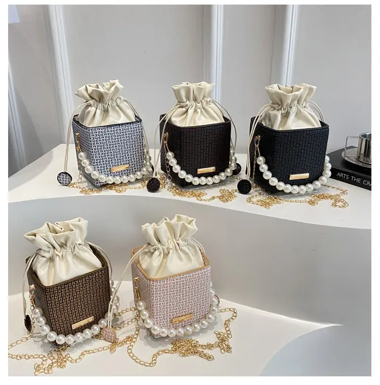 Luxury French Pearl Chain Satchel Bag for Women — feature 28