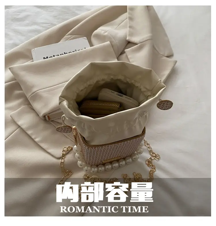 Luxury French Pearl Chain Satchel Bag for Women — feature 4