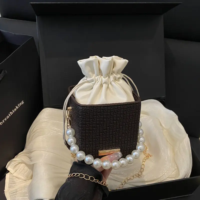 Luxury French Pearl Chain Satchel Bag for Women