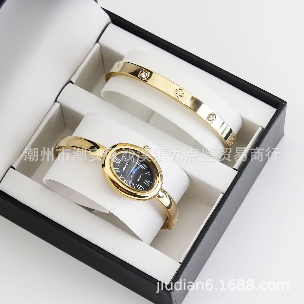 Gold Watch Set for Women Bracelet Compact Quartz Watch — feature 8