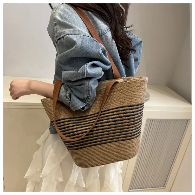Straw Woven Bucket Bag 2025 New Textured — feature 19