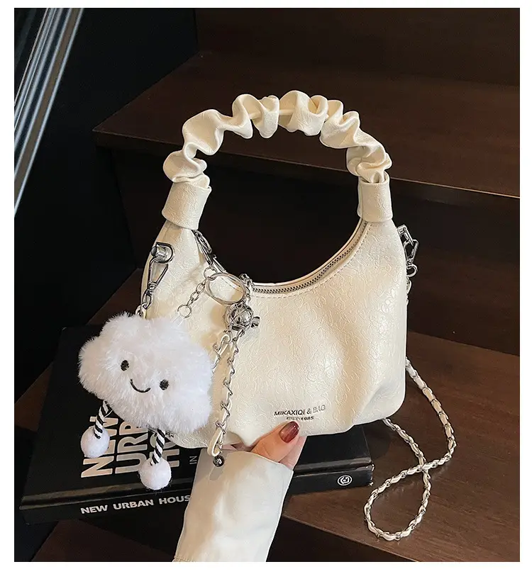 Trendy Cream Chain Shoulder Bag with Cute Bear Pom — feature 1