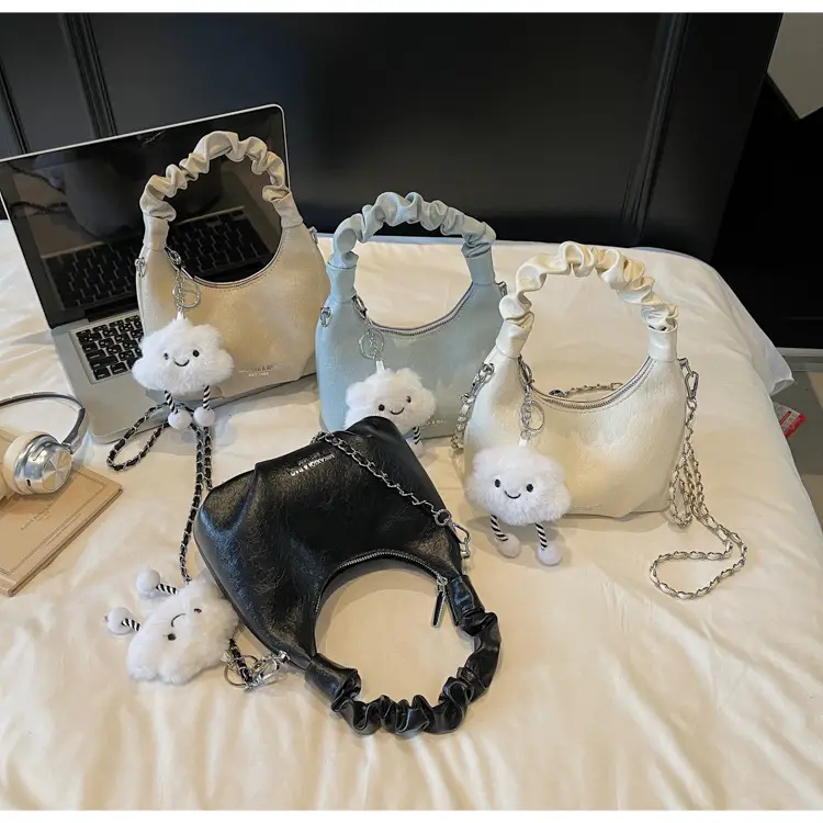Trendy Cream Chain Shoulder Bag with Cute Bear Pom — feature 14