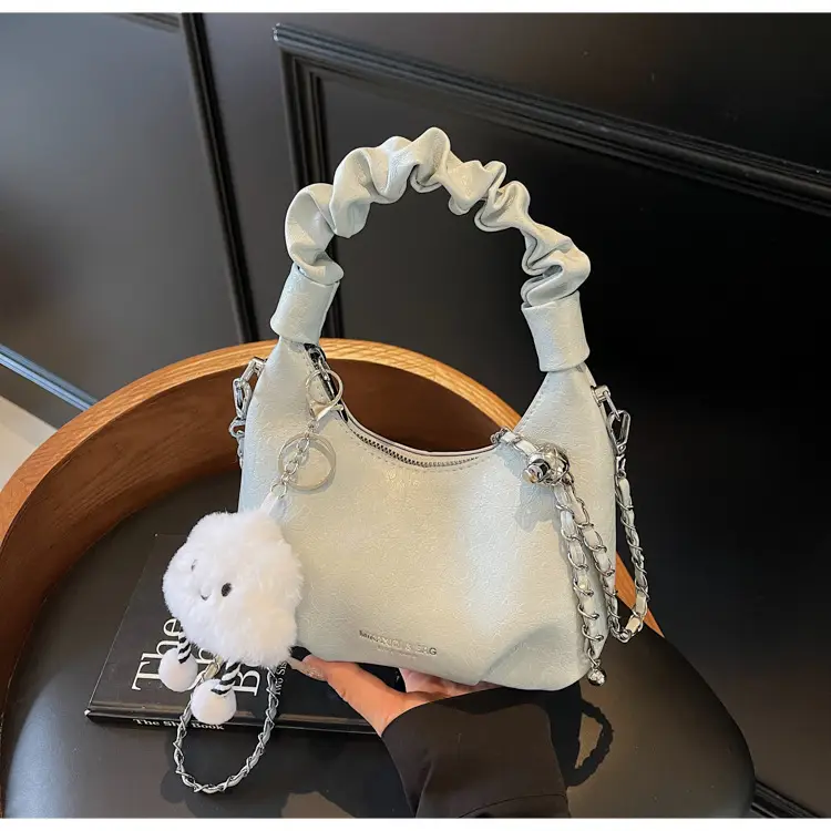 Trendy Cream Chain Shoulder Bag with Cute Bear Pom — feature 16