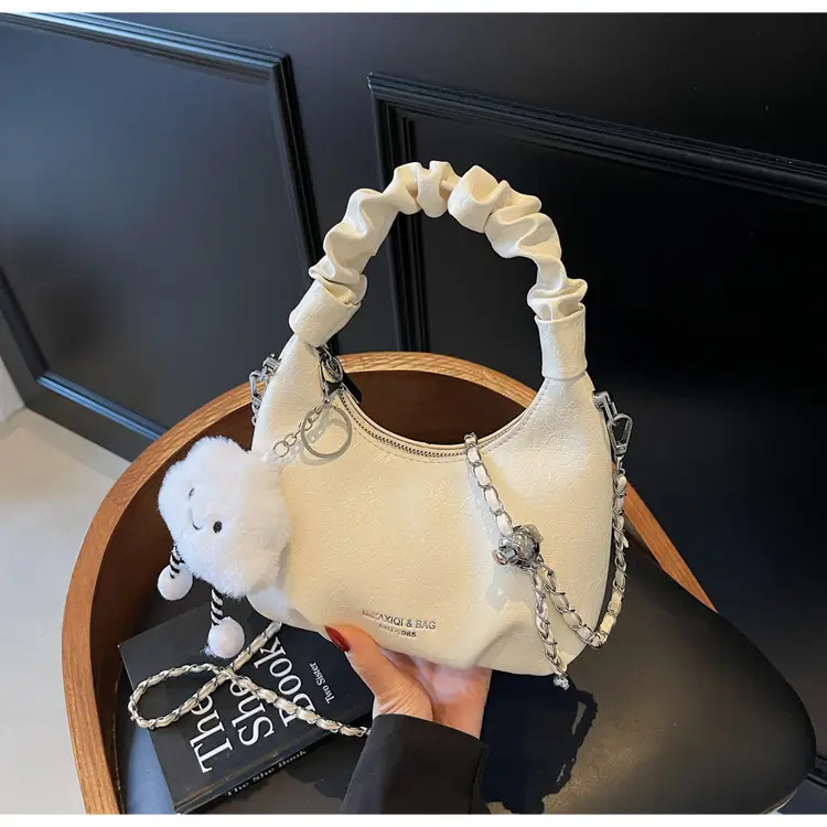 Trendy Cream Chain Shoulder Bag with Cute Bear Pom — feature 18
