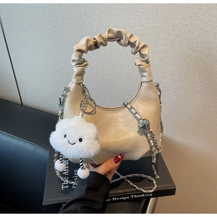 Trendy Cream Chain Shoulder Bag with Cute Bear Pom — feature 21