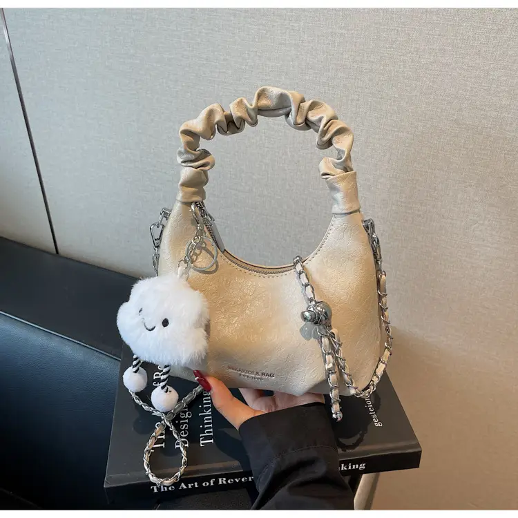 Trendy Cream Chain Shoulder Bag with Cute Bear Pom — feature 22