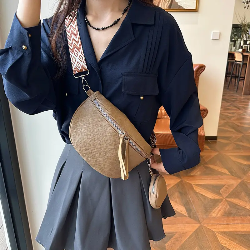 2024 Women's Pu Texture Chest Bag Set of 4 - Image 8